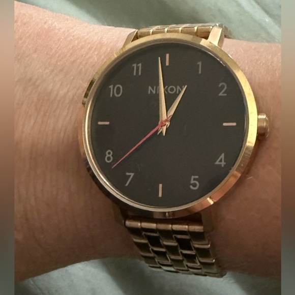 Nixon Arrow X The Mahogany Quartz Watch Black Dark Red Gold A1090-2617-00